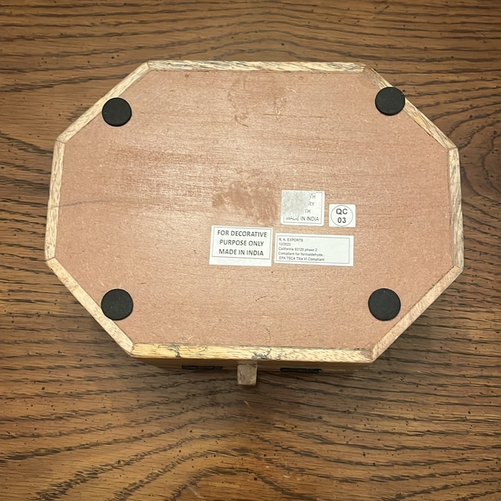 Decorative storage‎ box - Picture 14 of 16